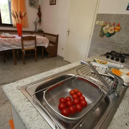 Kuca Za Odmor- Simona Lägenhet *